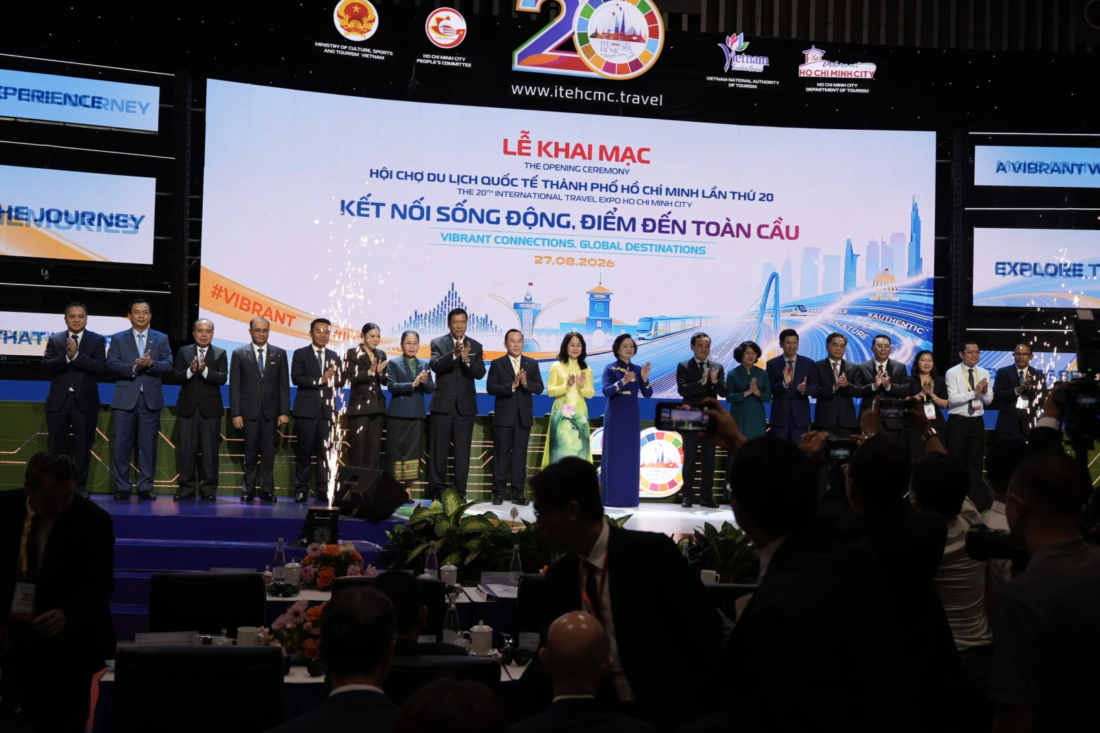 TAT укрепляет туристические связи между Таиландом и Вьетнамом на ITE HCMC 2026