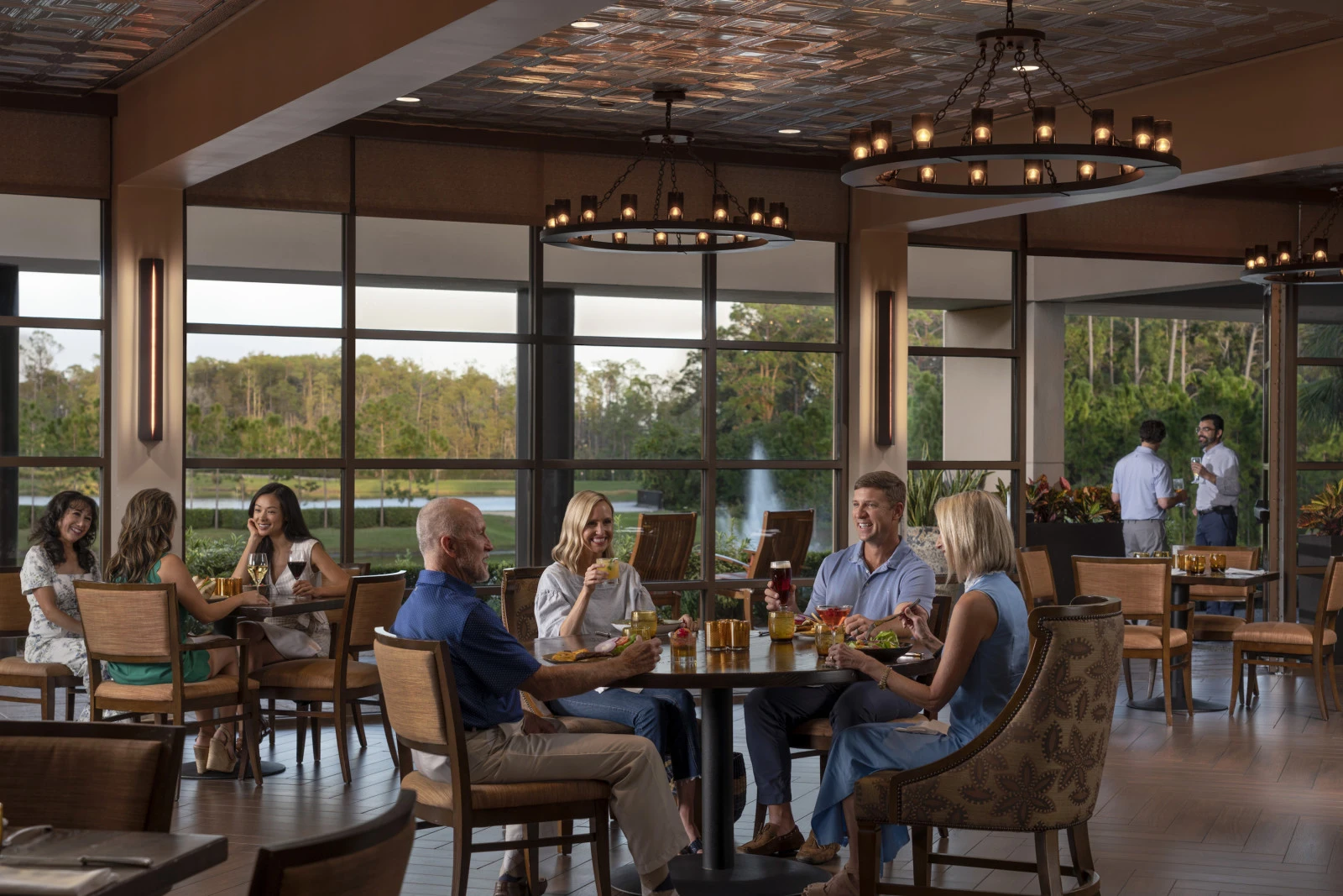 Празднование Дня благодарения в Four Seasons Resort Orlando: изысканные гастрономические предложения