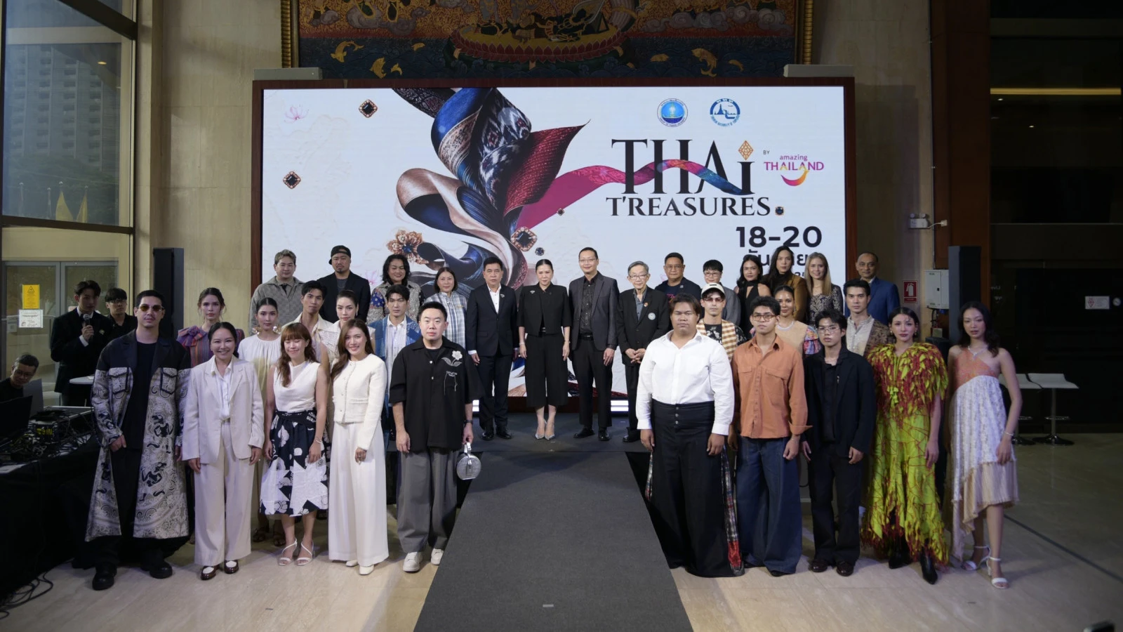 ТАТ объединяет тайский дизайн с направлениями через Fashion to the World