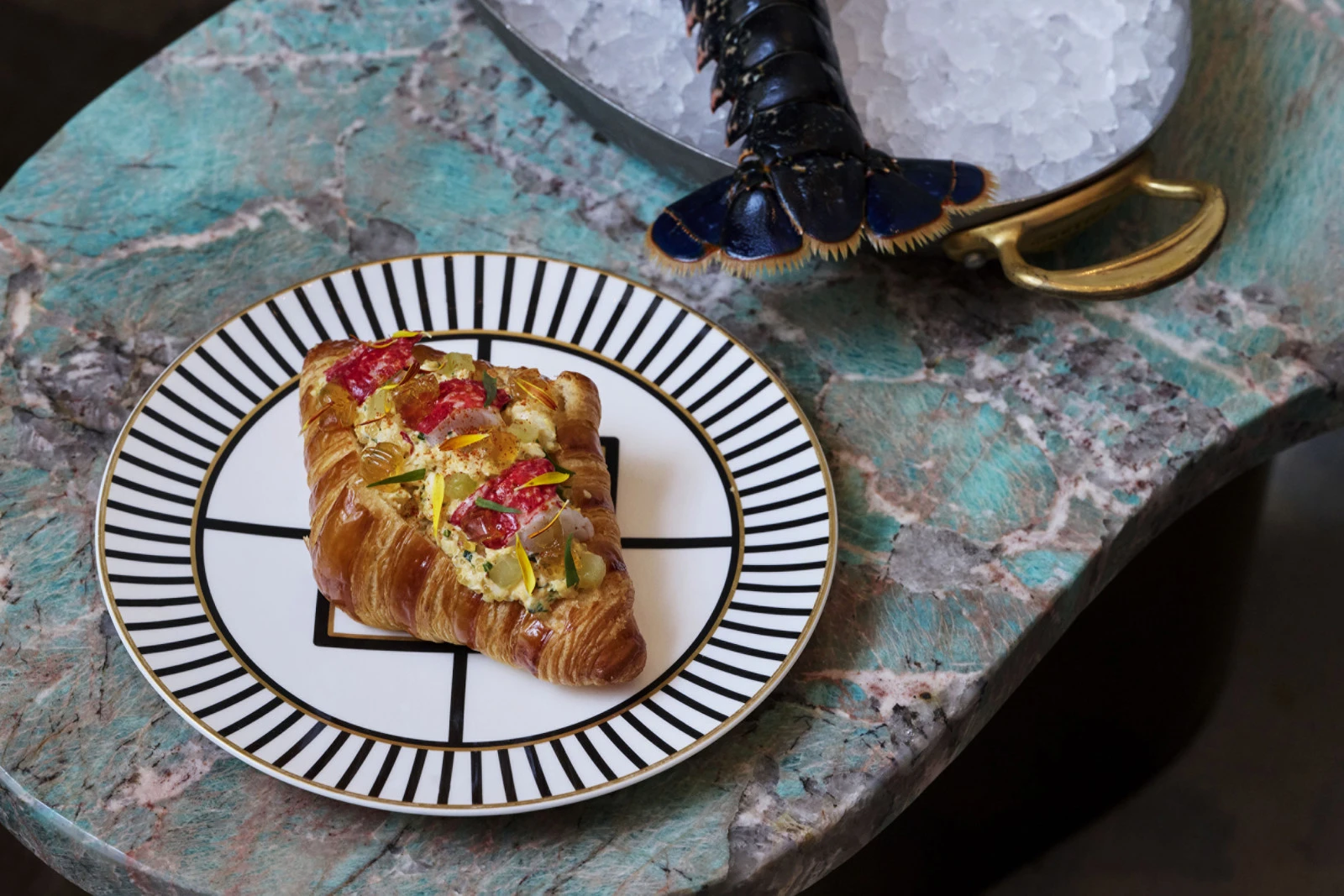 Круассаны по-новому: La Croissanterie открывается в отеле Four Seasons Hotel London at Park Lane