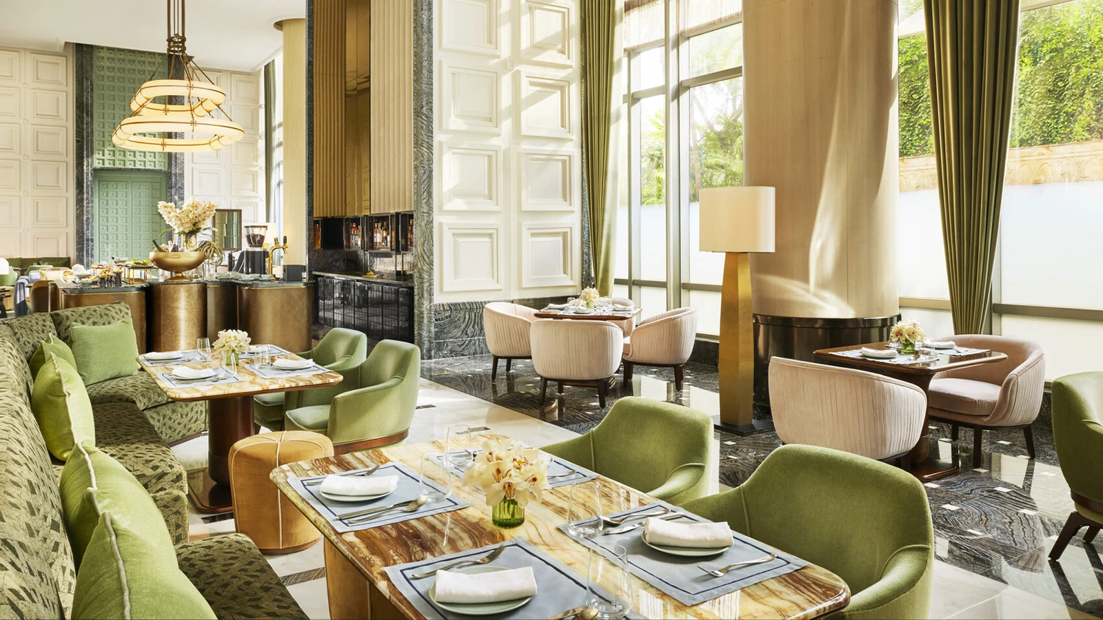 Откройте для себя легендарный ганеша-чатуртхи в Мумбаи вместе с Four Seasons Hotel Mumbai