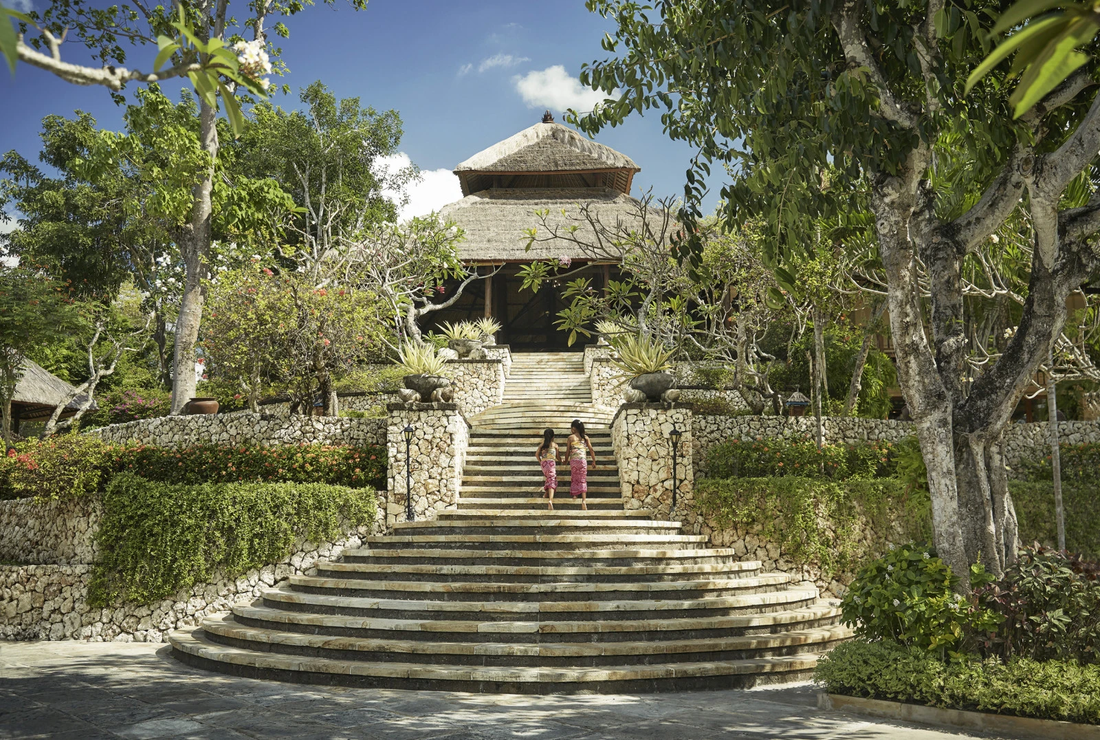 Возвращение в Индонезию: Гоын Ли назначена менеджером курорта Four Seasons Resort Bali at Jimbaran Bay
