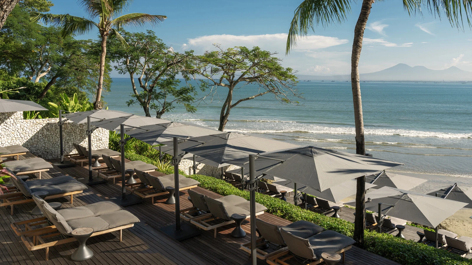 Возвращение в Индонезию: Гоын Ли назначена менеджером курорта Four Seasons Resort Bali at Jimbaran Bay