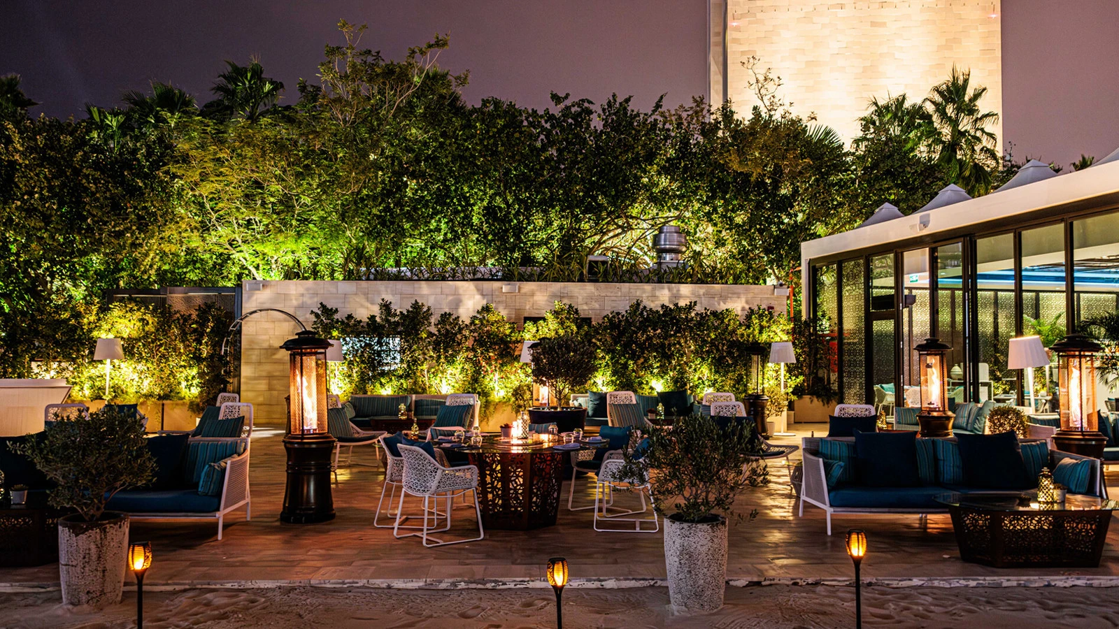 Ресторан Byblos вновь открывается на берегу Бахрейнского залива в отеле Four Seasons Hotel Bahrain Bay