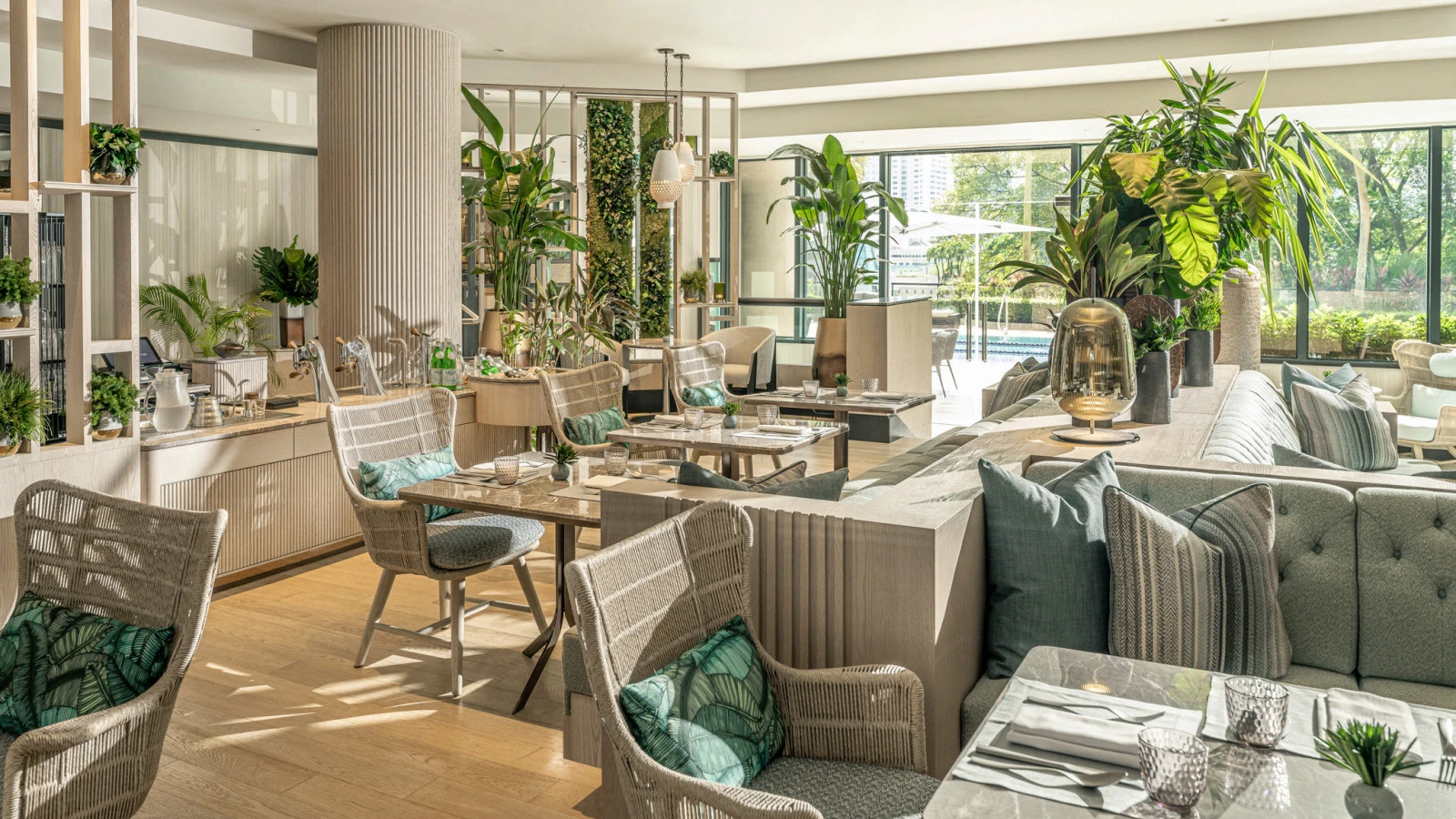 Отель Four Seasons в Сингапуре представляет новый трёхкомнатный премьер-люкс с отдельным входом для большего уединения и независимости