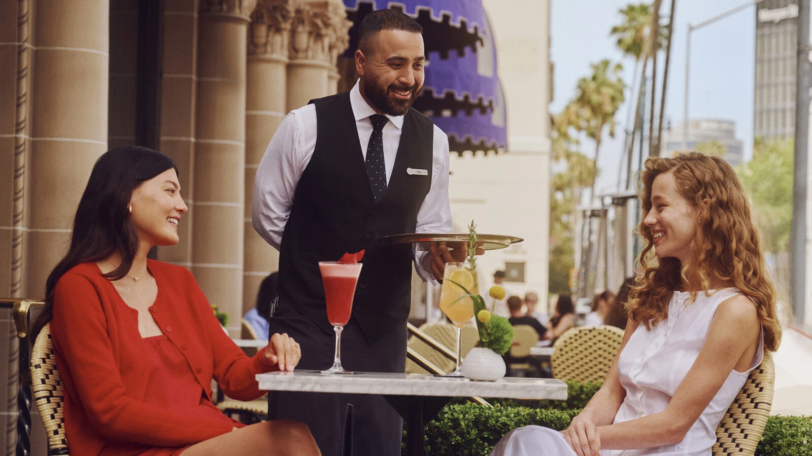 Отель Beverly Wilshire, Beverly Hills, A Four Seasons Hotel удостоен двух ключей Michelin, подтвердив статус одного из самых выдающихся отелей мира