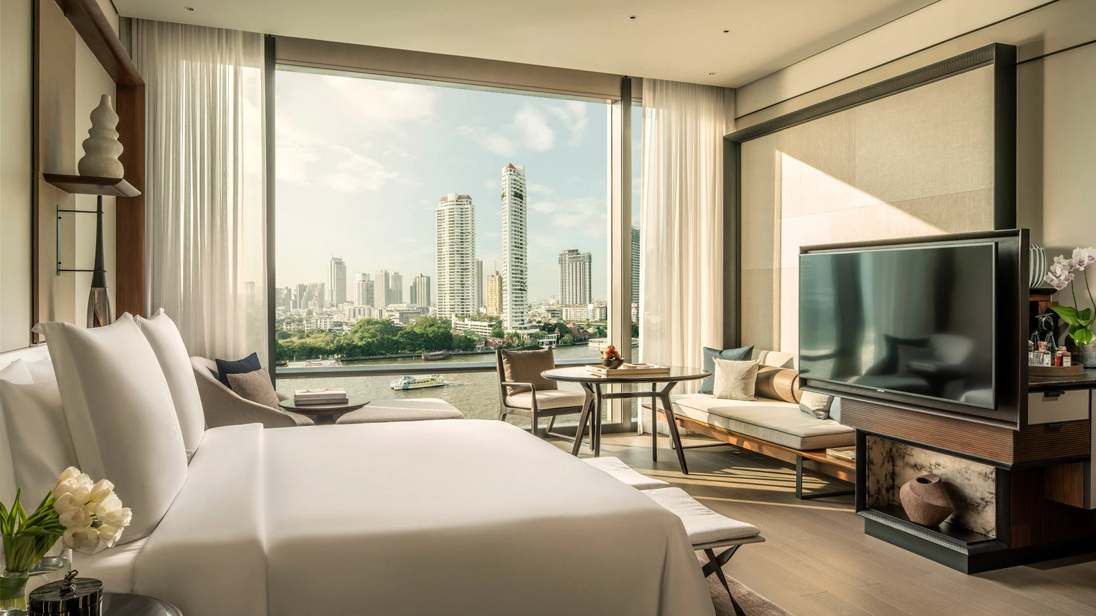 Отель Four Seasons Hotel Bangkok at Chao Phraya River получил два ключа Michelin в гиде Michelin 2026 года