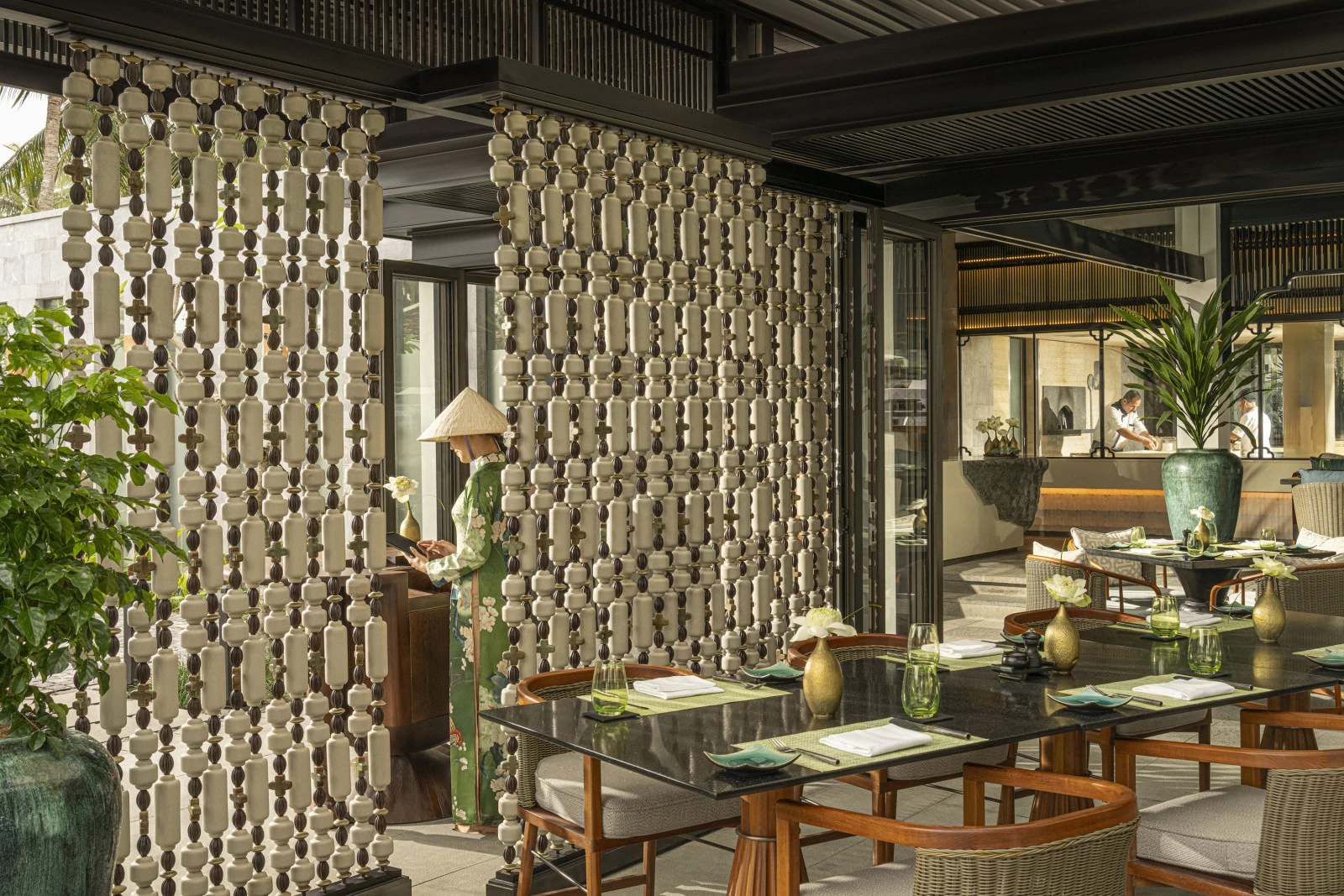 Курорт Four Seasons Resort The Nam Hai вновь удостоен двух ключей Michelin, подтвердив статус одной из самых выдающихся гостиниц Вьетнама