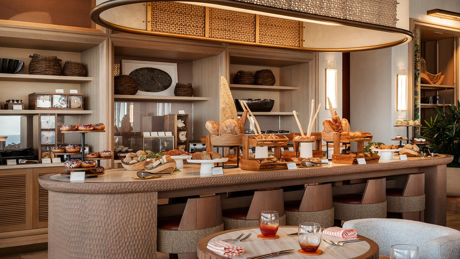 Four Seasons Resort and Residences Anguilla сохраняет два ключа Michelin в гостиничном отборе Michelin Guide 2026