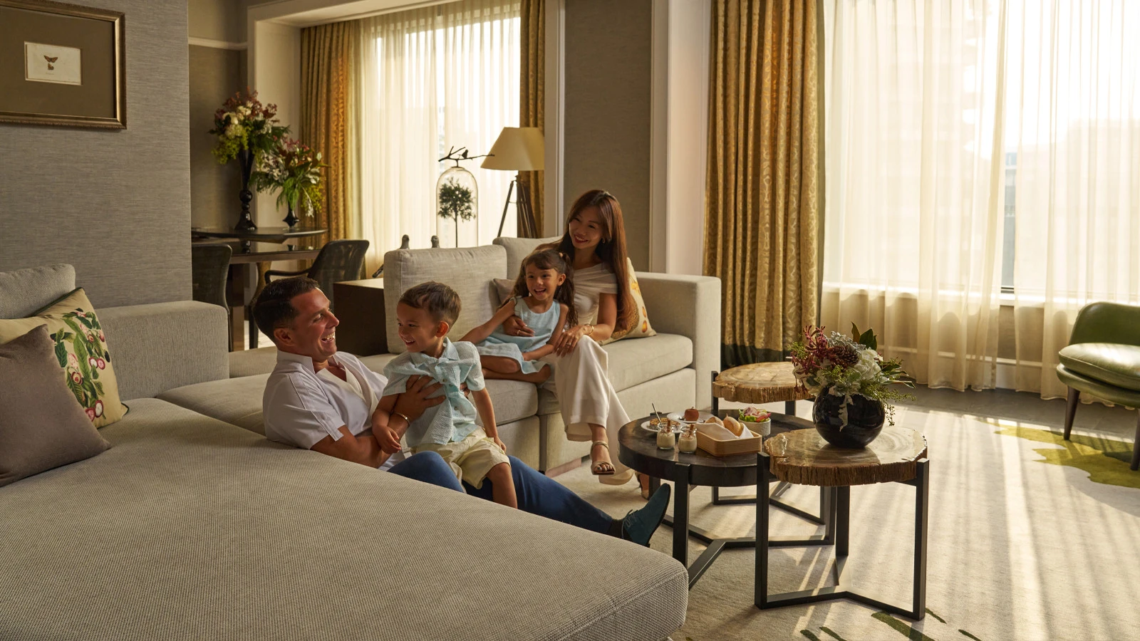 Отель Four Seasons Hotel Singapore приглашает гостей отпраздновать зиму