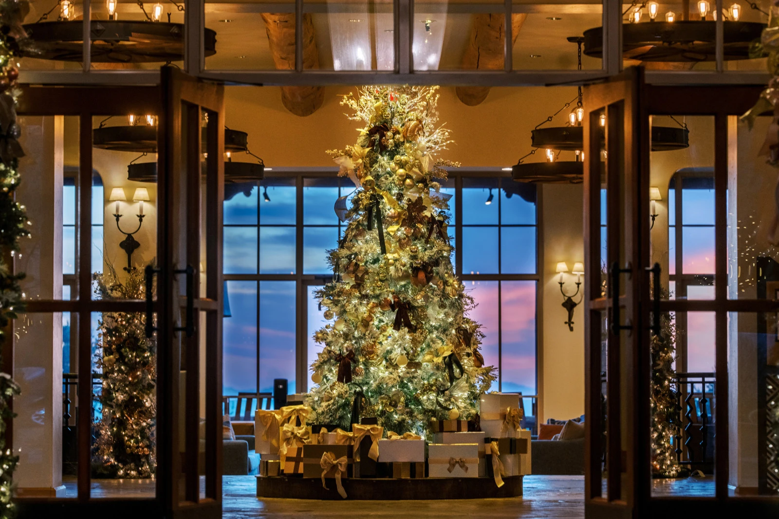 Праздничный сезон в Four Seasons Resort Scottsdale: гастрономические впечатления и торжественные события