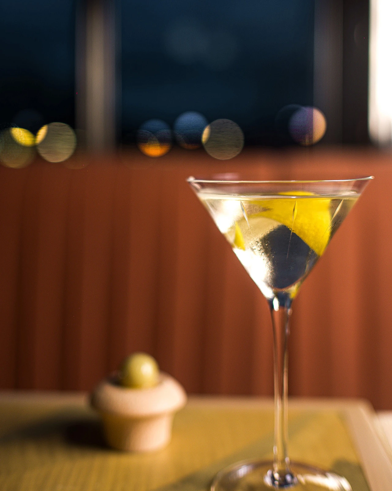 Бар Argo в отеле Four Seasons Hotel Hong Kong достиг рекордного 25-го места в рейтинге World’s 50 Best Bars 2026