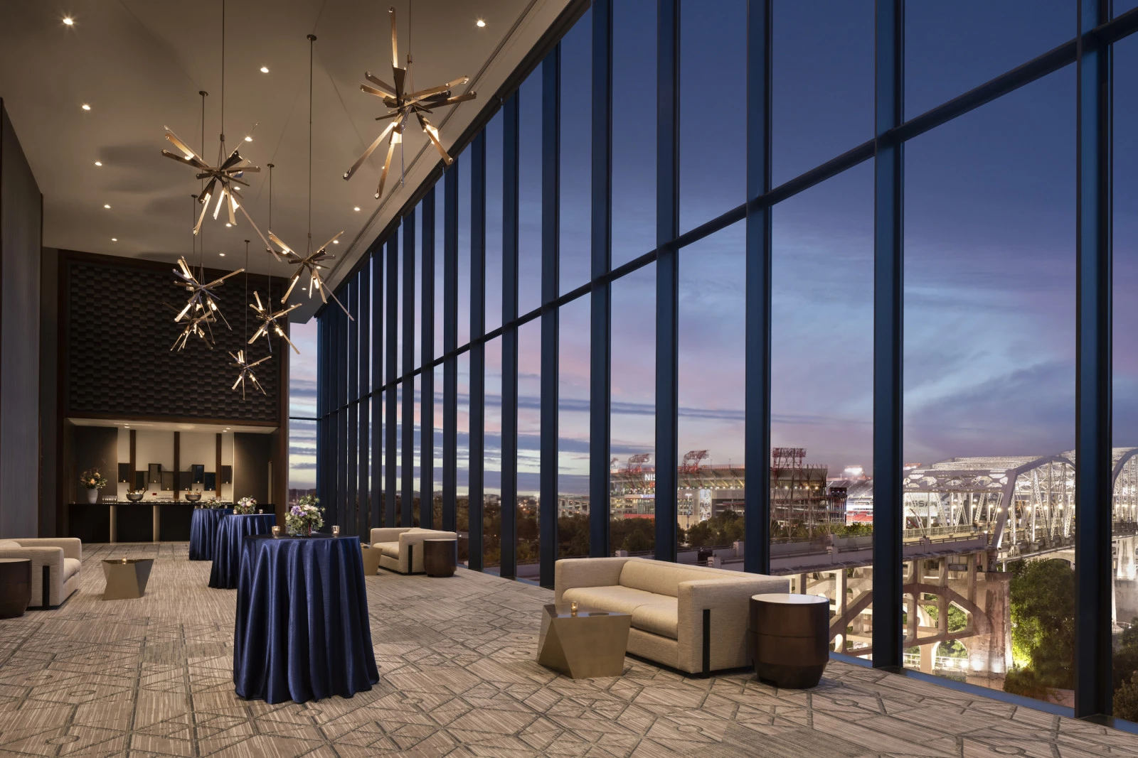 Отель Four Seasons в Нашвилле приглашает отметить День благодарения