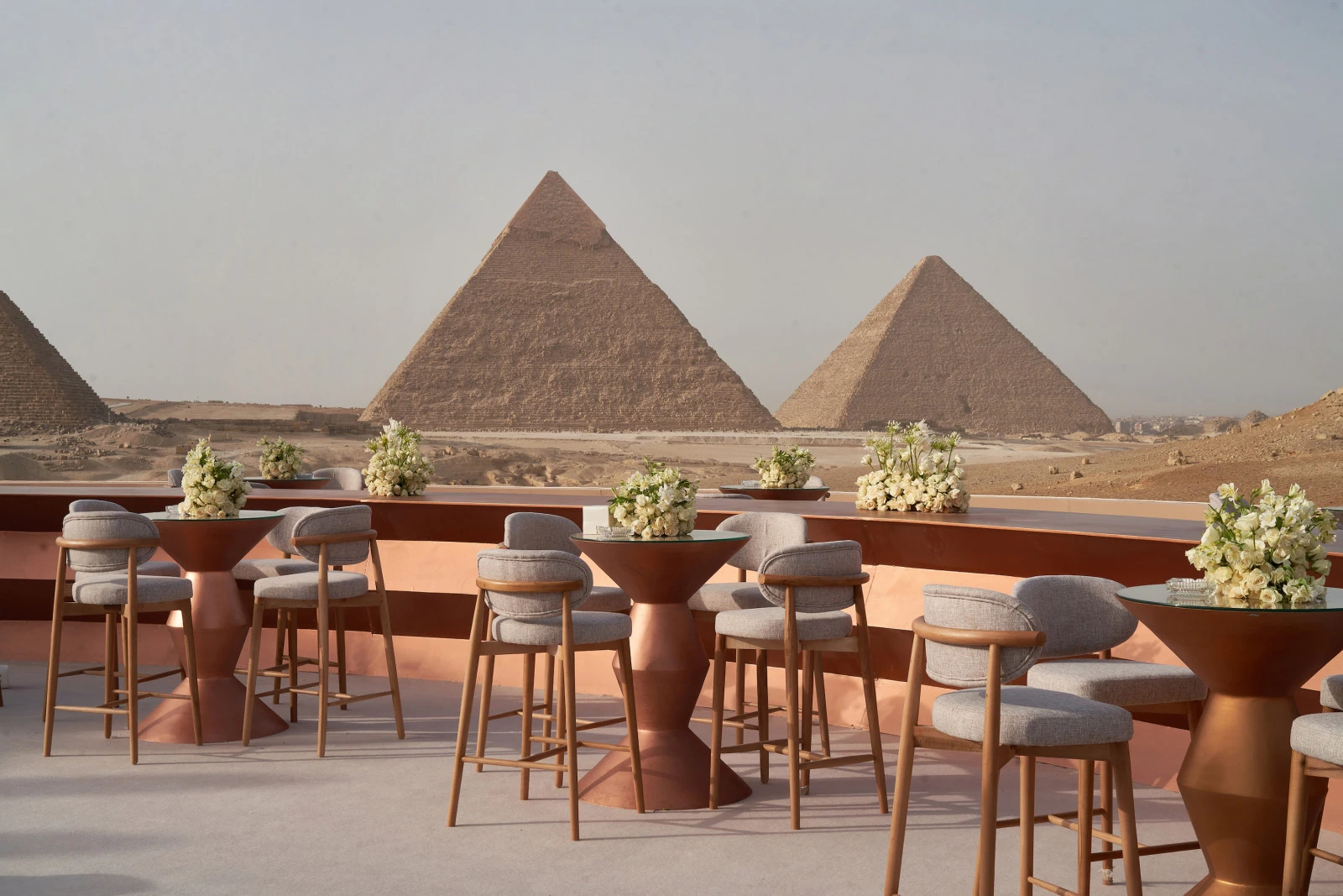 От Нила до пирамид: отель Four Seasons Hotel Cairo at Nile Plaza задает стандарты роскошных свадеб в Египте