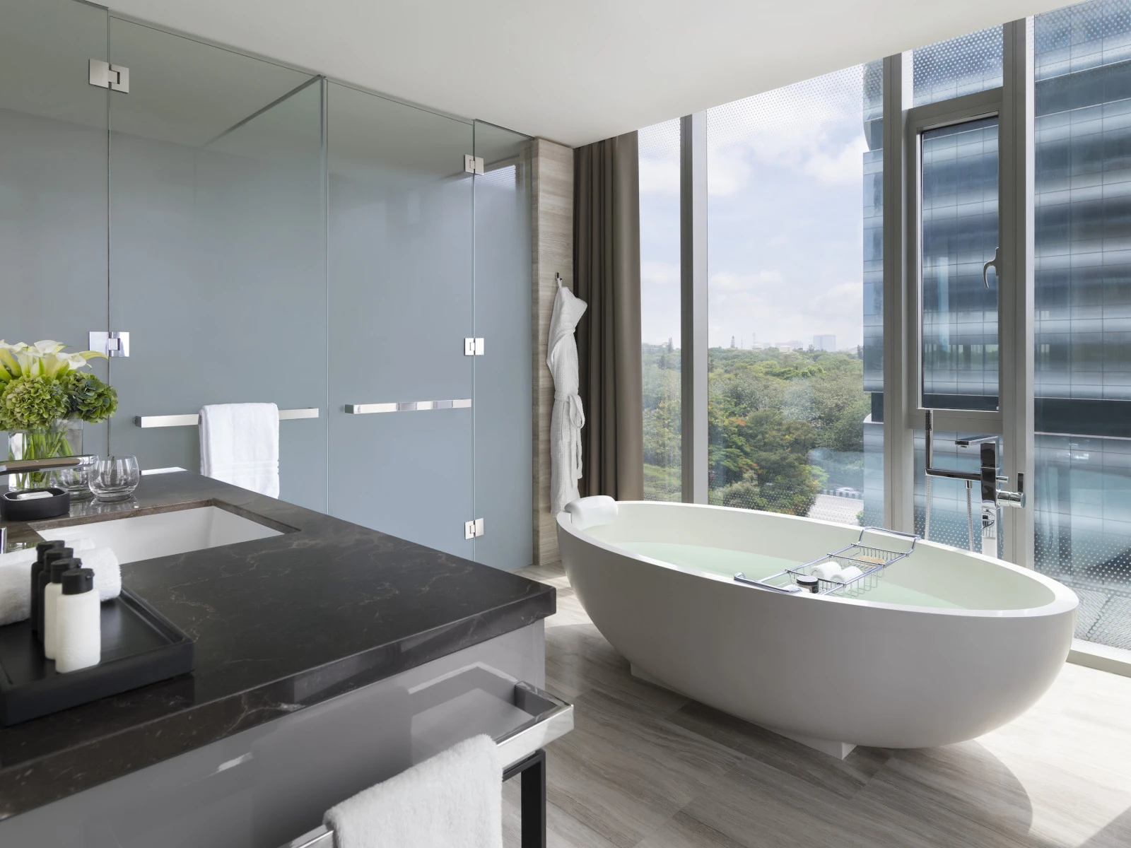 Новогодние каникулы в Four Seasons Hotel Bengaluru: отдых с индивидуальным подходом