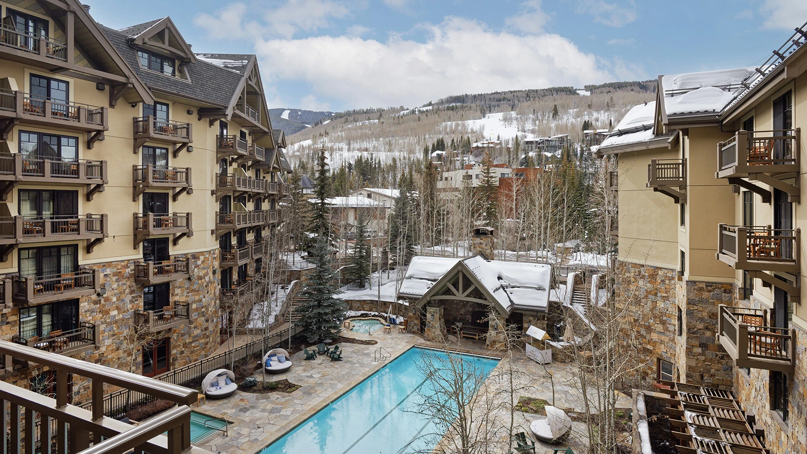 Курорт Four Seasons Resort and Residences Vail встречает праздничный сезон горными традициями, кулинарными торжествами и значимыми моментами