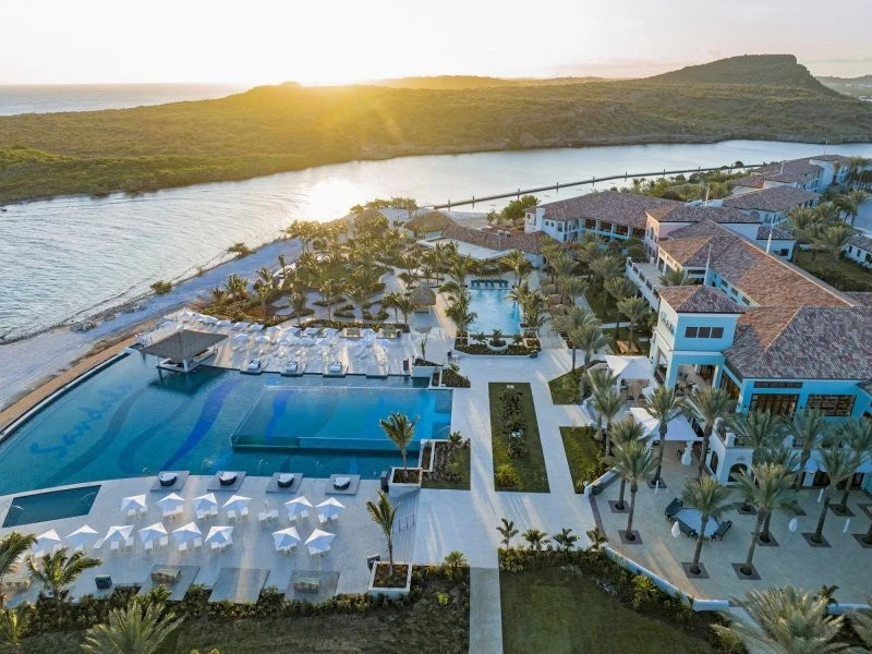 Теперь открыто: Sandals Royal Curaçao говорит «Bon Bini» голландскому Карибскому региону