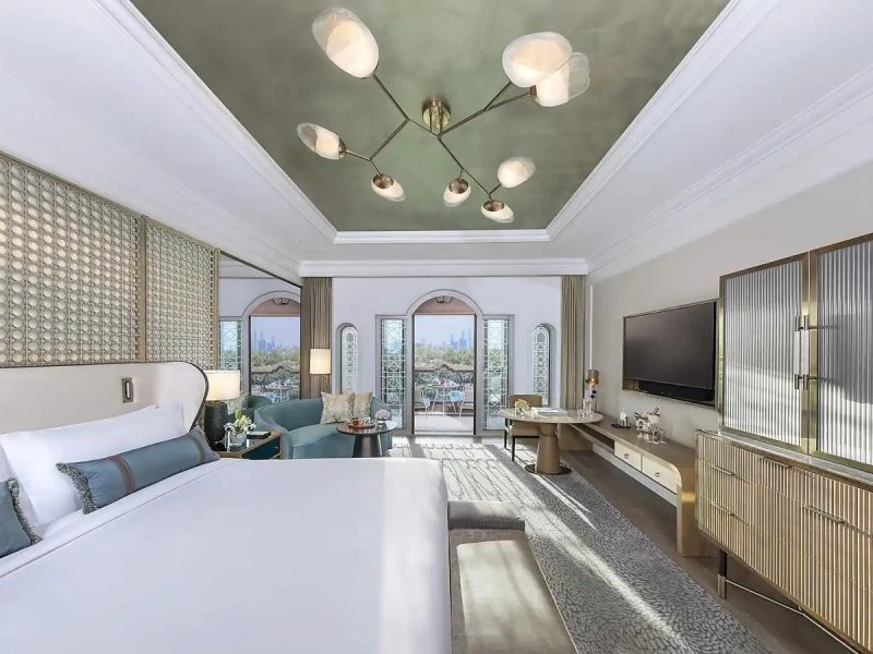 Emirates Palace теперь официально носит флаг Mandarin Oriental