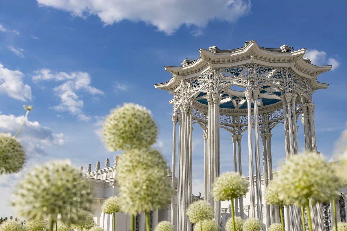 ⚡ "ВДНХ: Традиции и современность"  - пешеходная экскурсия (ГРУППОВАЯ)