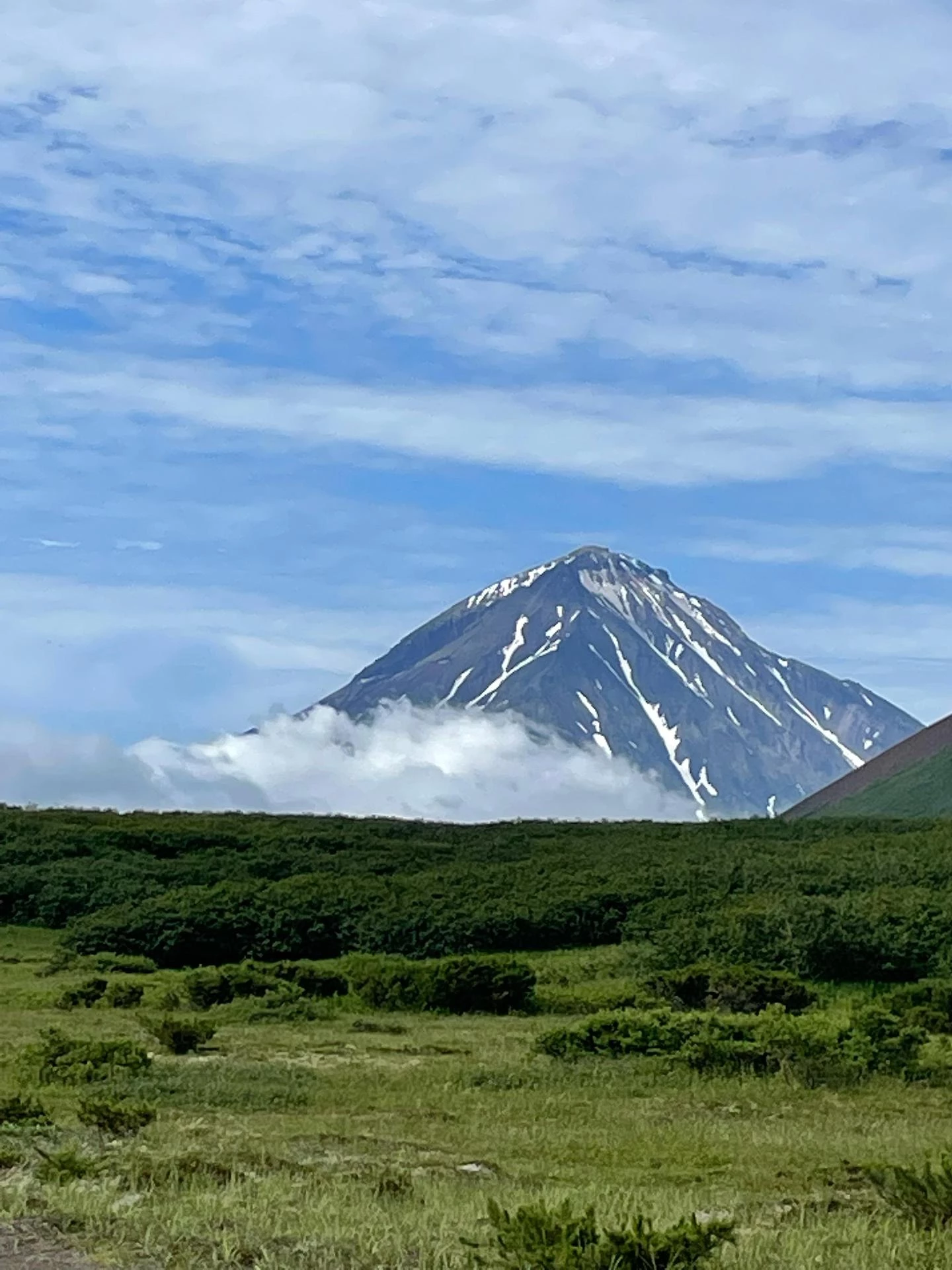 Джип-тур на озеро Толмачева. Маар Медвежья Чаша.  + Апачинские / Начикинские источники.