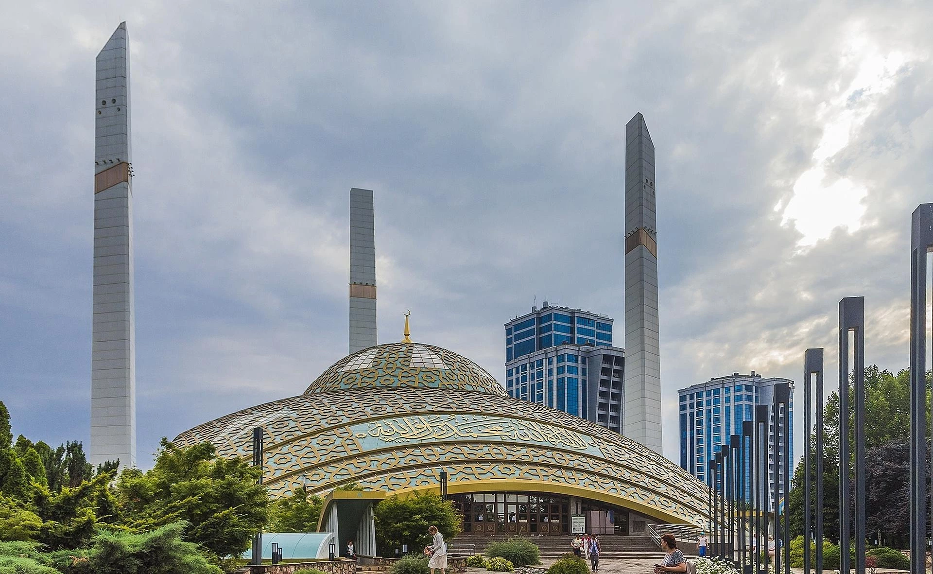 Знакомство с Чечней и Дагестаном – 6 дней / 5 ночей (МОНТО 4*.., AZIMUT 4*..)