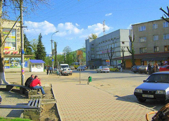 Свалява
