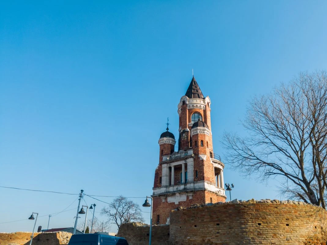 Башня Гардош (Башня тысячелетия)