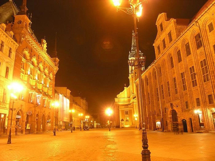 Торунь