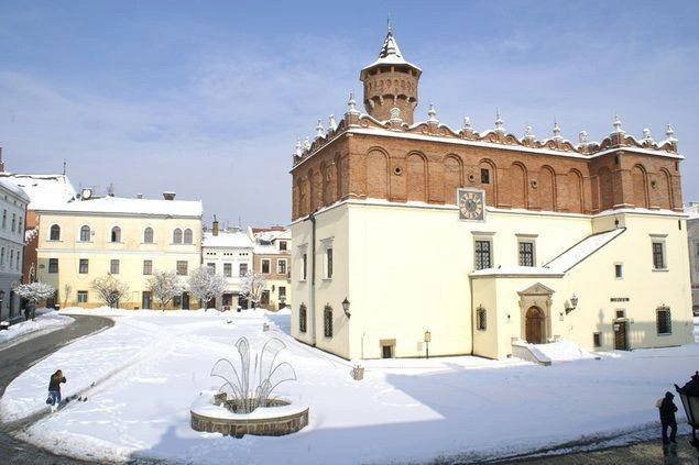 Тарнув