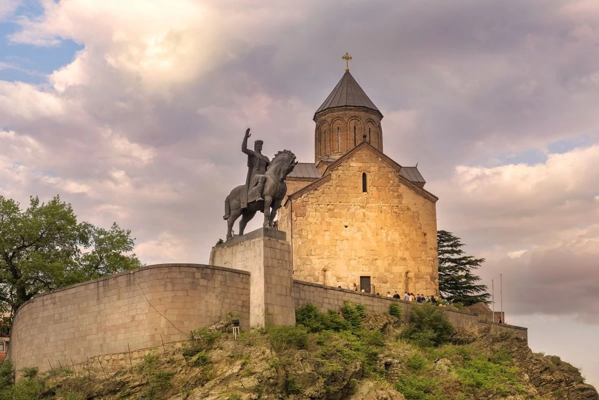Памятник Вахтангу Горгасали