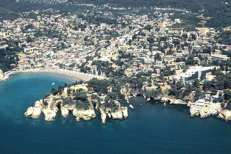 Улцинь