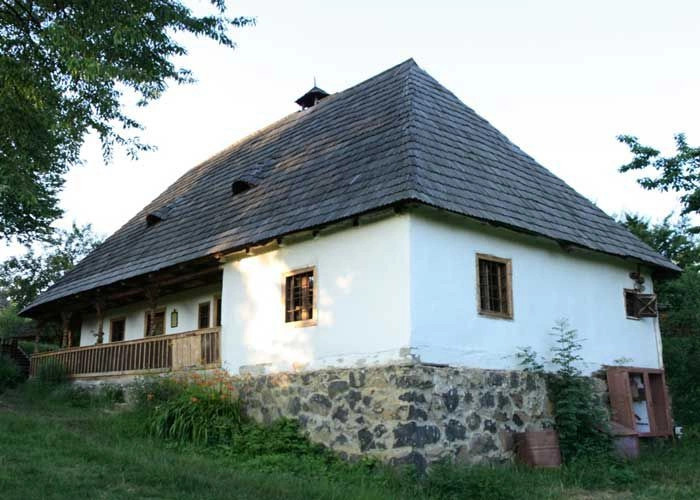 Хуст