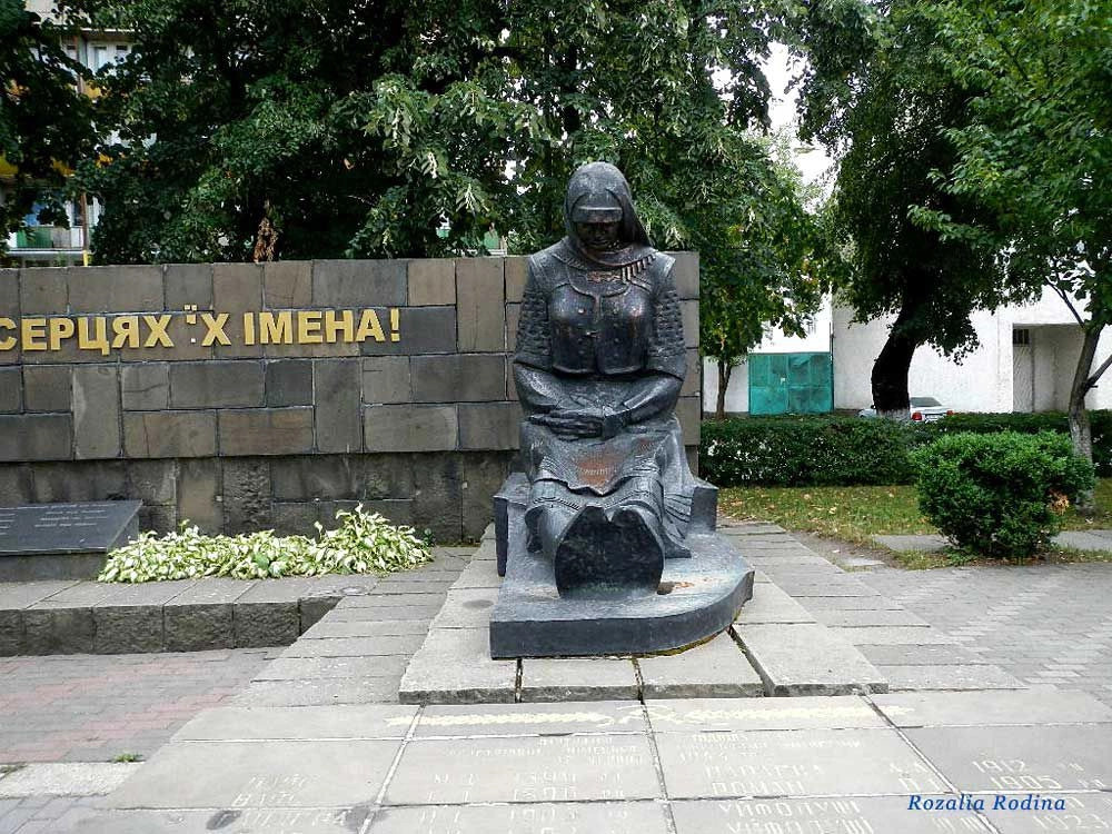 Виноградов