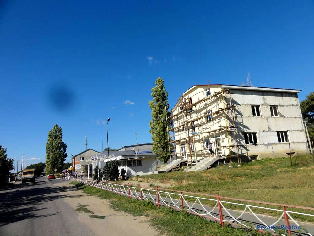 Каролино-Бугаз