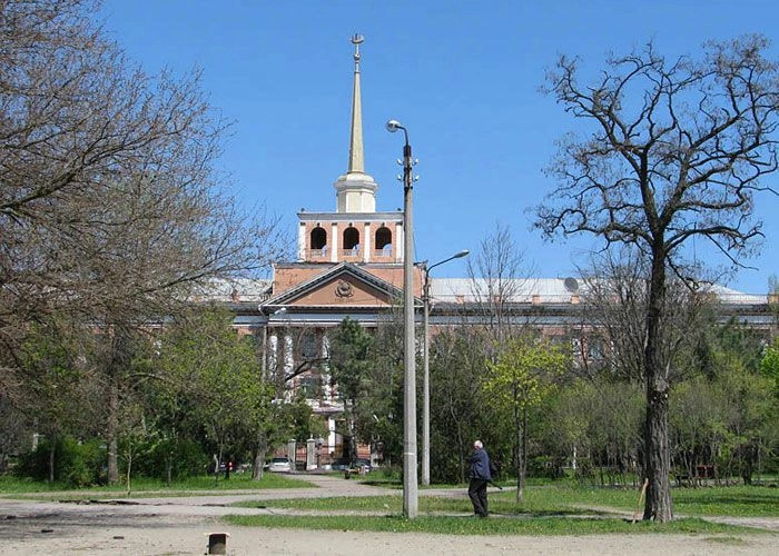Николаев