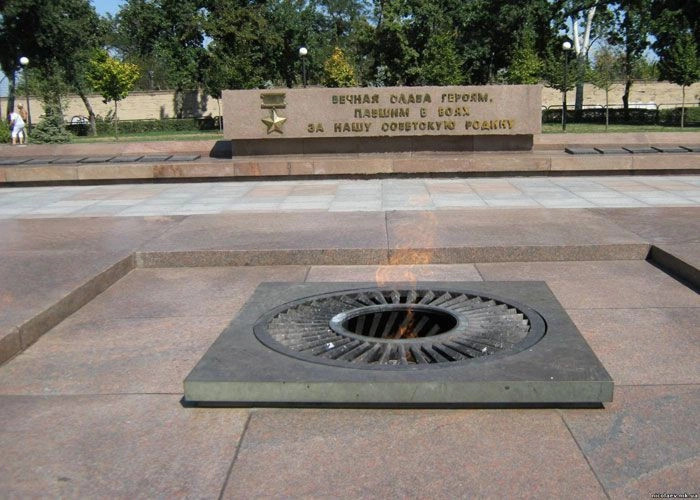 Николаев