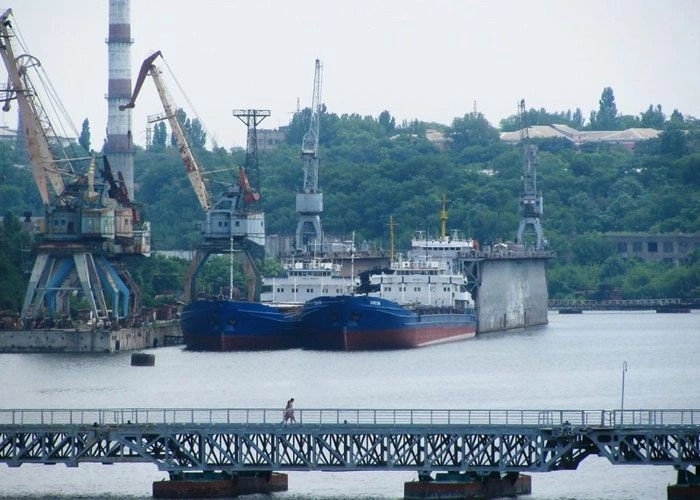 Николаев