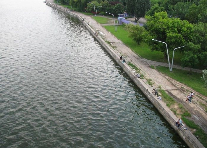 Николаев