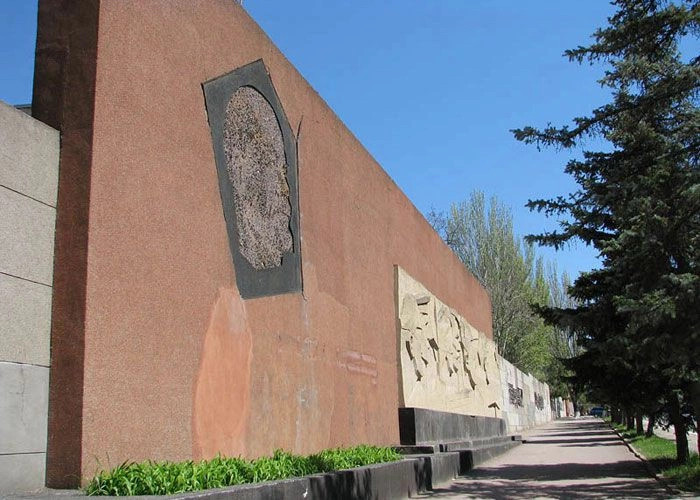 Николаев