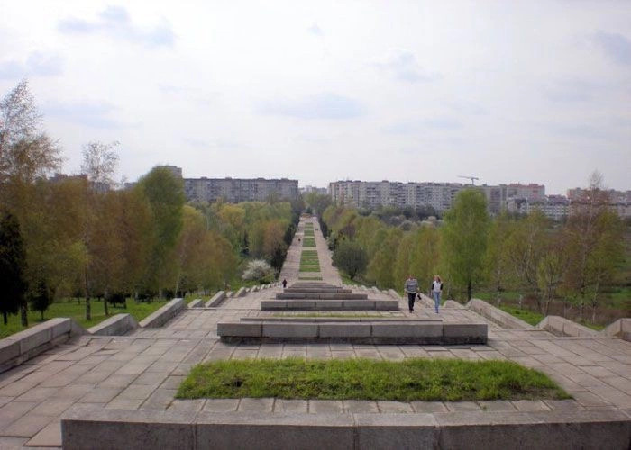 Ровно
