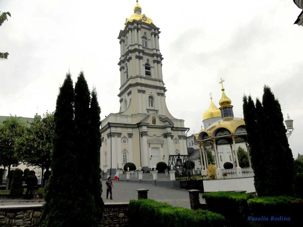 Почаев