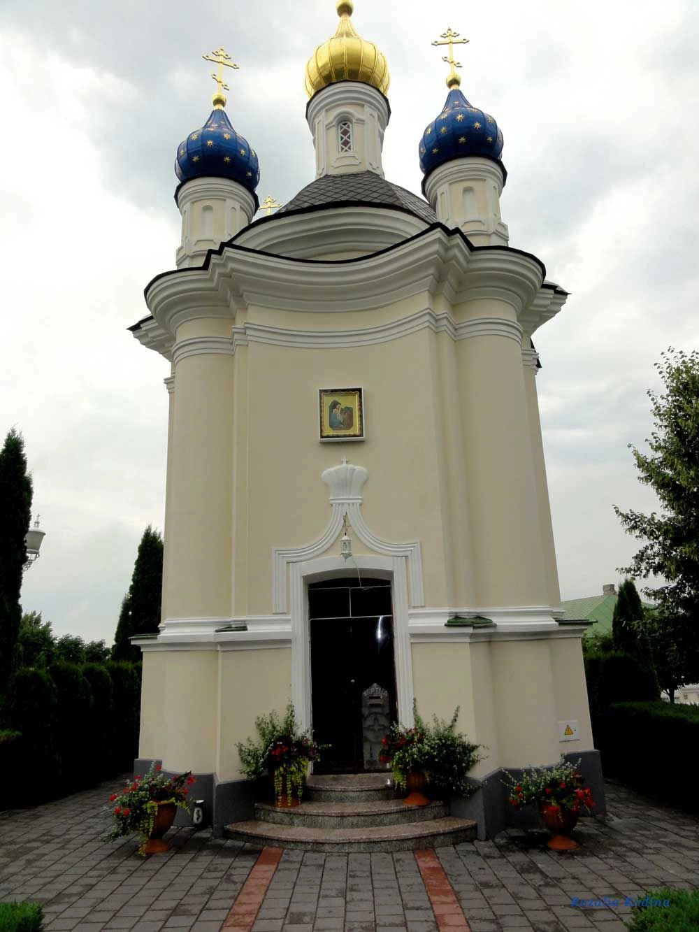 Почаев