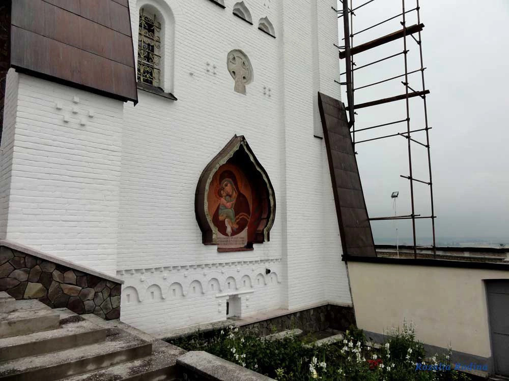 Почаев