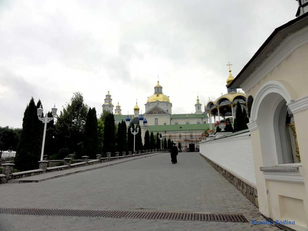 Почаев