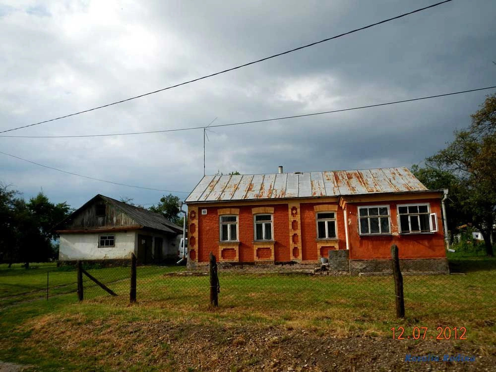 Почаев