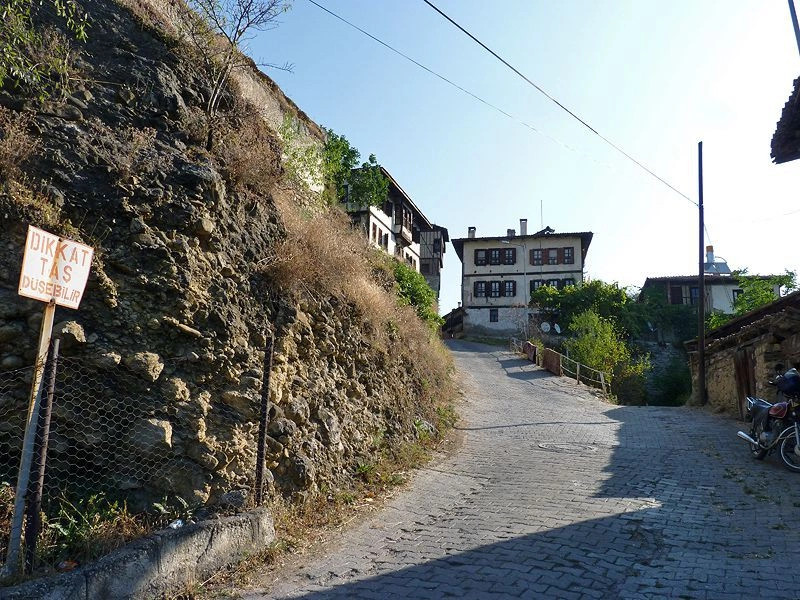 Сафранболу