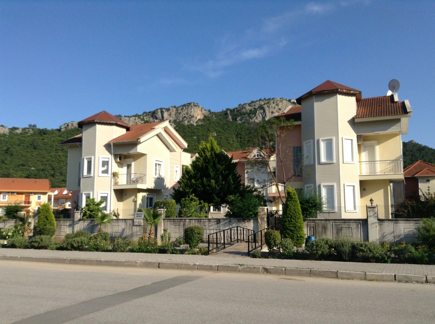 Кемер (город)