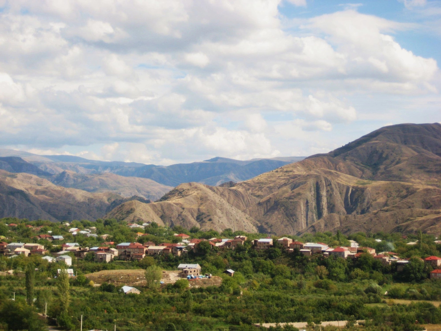 Гарни