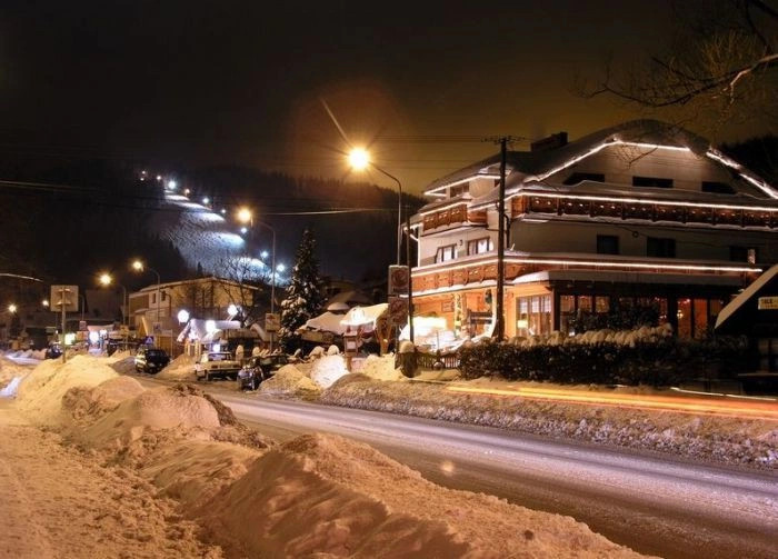 Щирк