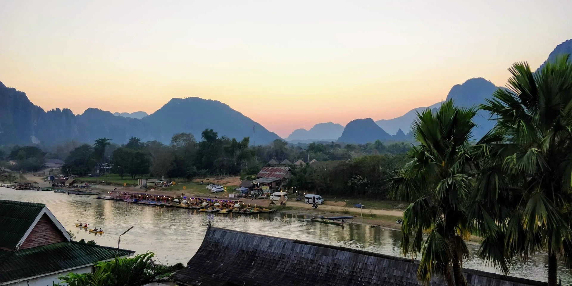 The Grand Riverside Hotel Vang Vieng 